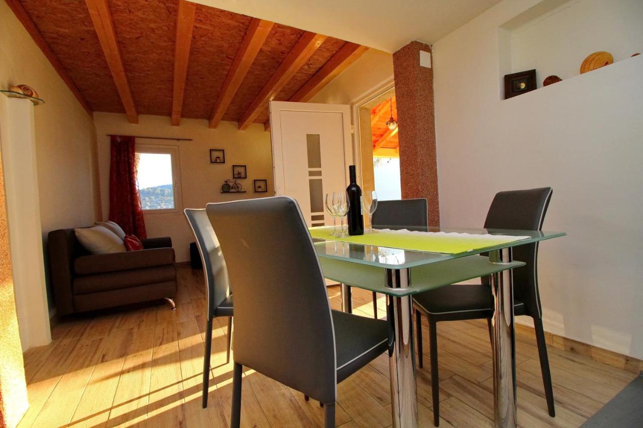 Holiday Home Bili Zal Vela Luka Bilik gambar